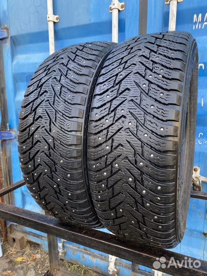 Nokian Tyres Hakkapeliitta 8 SUV 235/60 R18 107H