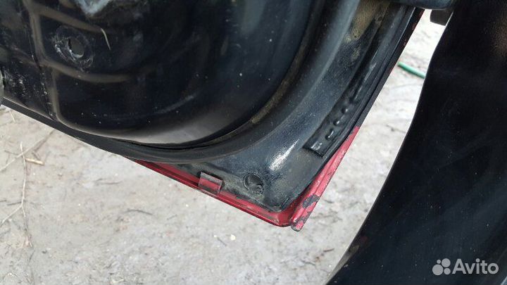 Дверь передняя правая Subaru Forester SG9 EJ255