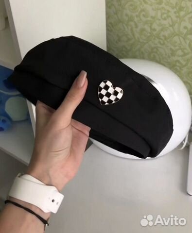 Берет новый