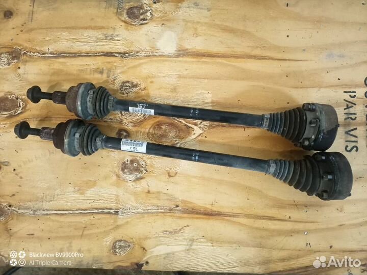 Привод, полуось левая задняя 1K0 501 203 D Volkswagen Tiguan 2009 5N1 cawa