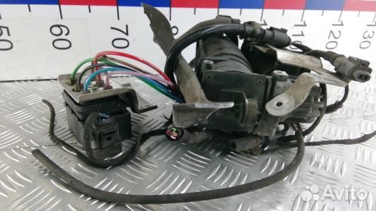 Компрессор пневмоподвески audi A8 D3 (3NS13QN01)