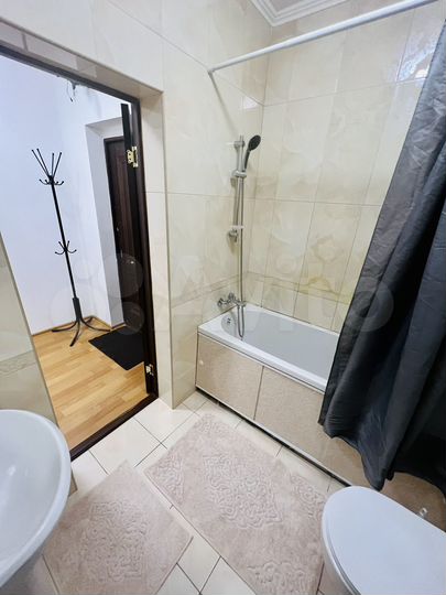 Комната 28 м² в > 9-к., 2/3 эт.