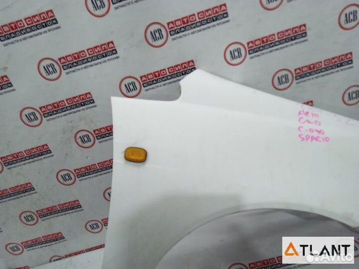 Крыло переднее правое toyota corolla spacio