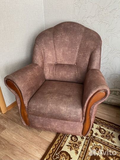 Диван и 2 кресла