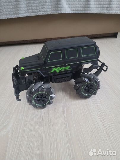 Машина на пульте управления