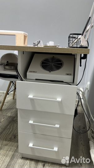 Стол для маникюра