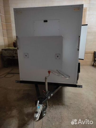 Столы, стулья и посуда на прокат