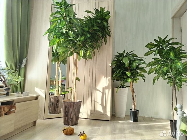 Искусственное дерево, пальма