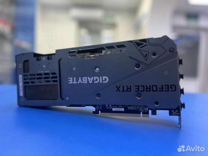 Видеокарта gigabyte GeForce RTX 3070 Ti gaming OC
