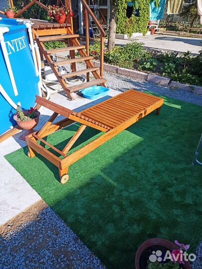 Продам шезлонг (лежак)