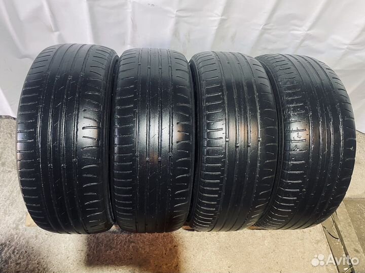 Nokian Tyres Hakka V 215/55 R16