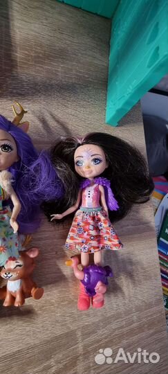 Домик и куклы Enchantimals