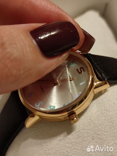 Часы новые