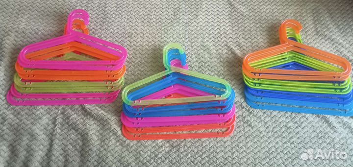 Вешалки плечики IKEA детские