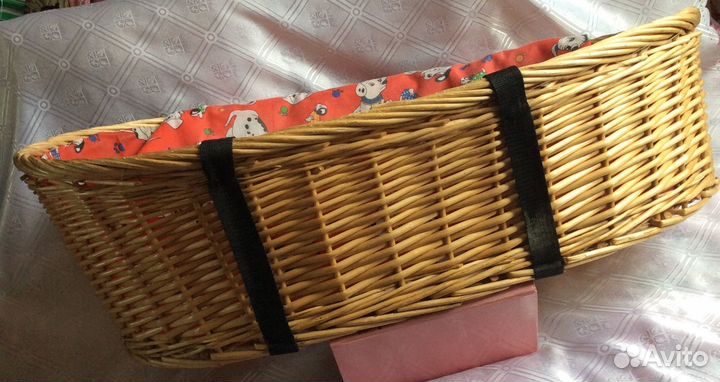 Плетёная корзина с ручками лежанка для собаки