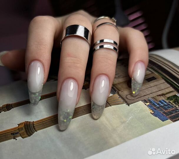 Мастер маникюра и педикюра