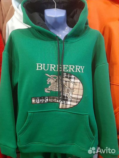 Костюм спортивный