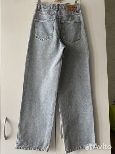 Джинсы трубы