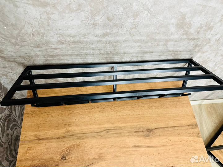 Вешалка для одежды настенная