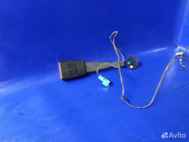 Ответная часть ремня безопасности Volkswagen Jetta