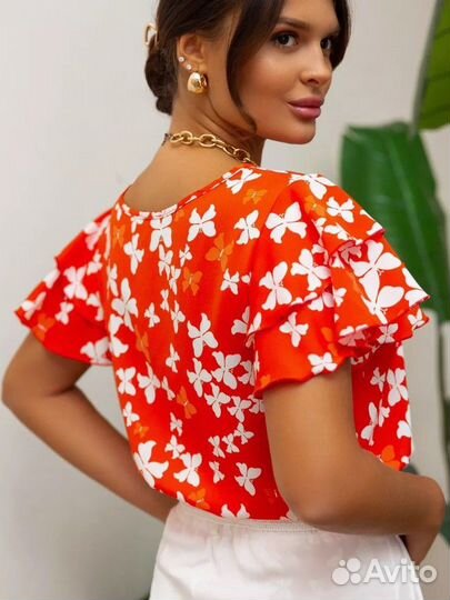 Блуза женская новая 44