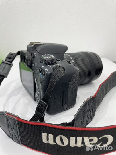 Зеркальный фотоаппарат