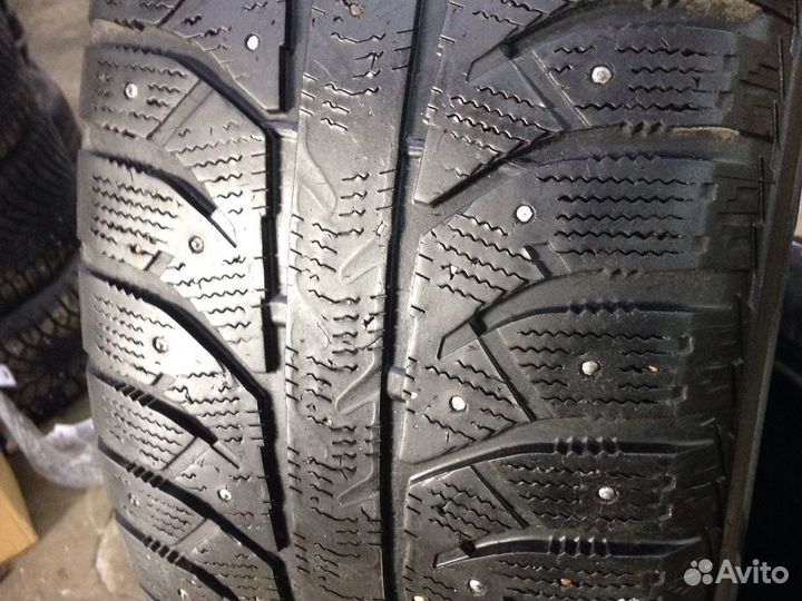 Bridgestone Ice Cruiser 7000 285/60 R18