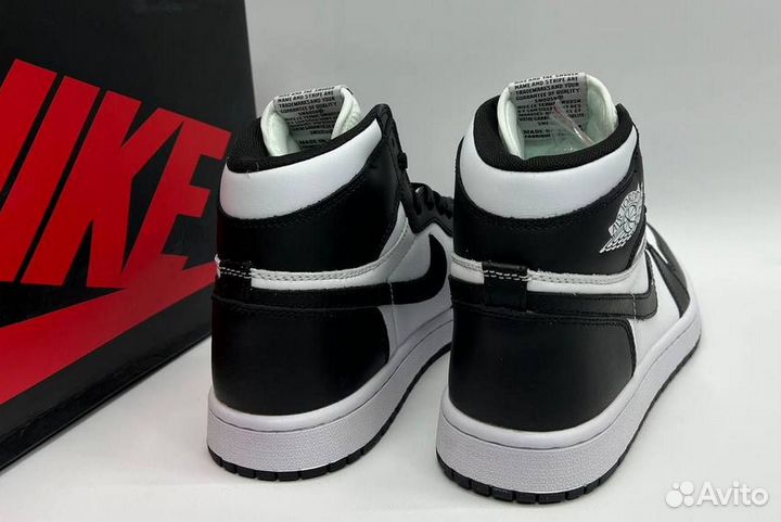 Кроссовки Nike air jordan 1 черно-белые