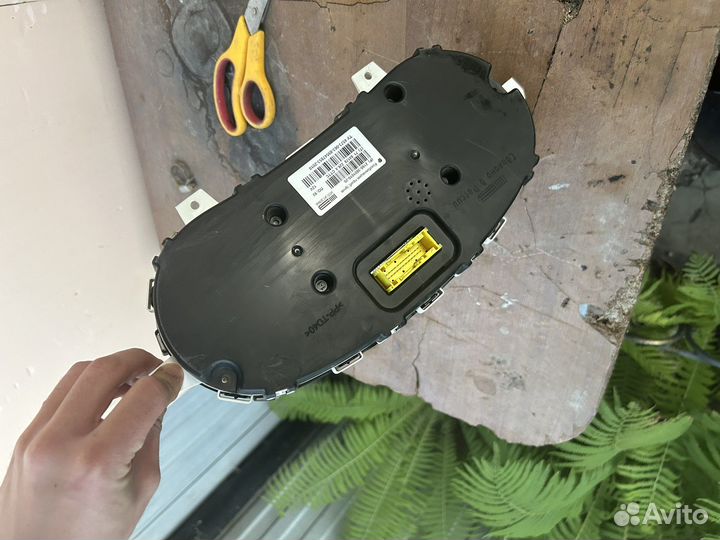 Щиток приборов гранта granta