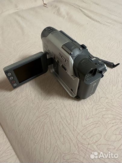 Sony handycam dcr-hc32e