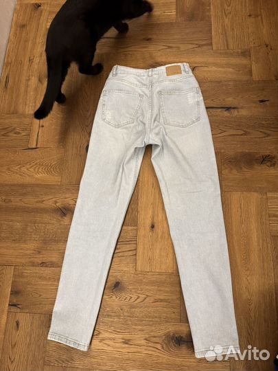 Джинсы
