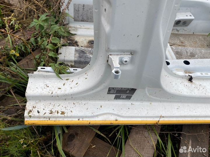 Порог передний правый Skoda Rapid седан cwvb 2018