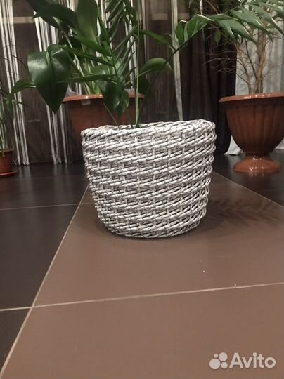 Кашпо для цветов