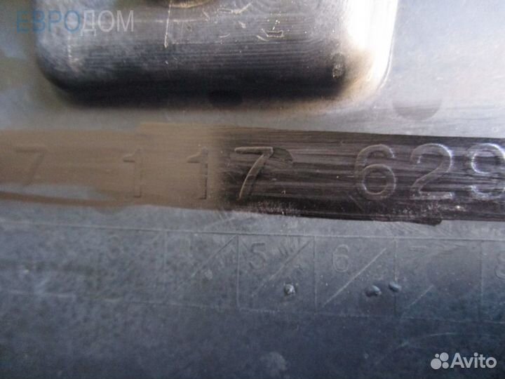 Воздуховод BMW E87 средний