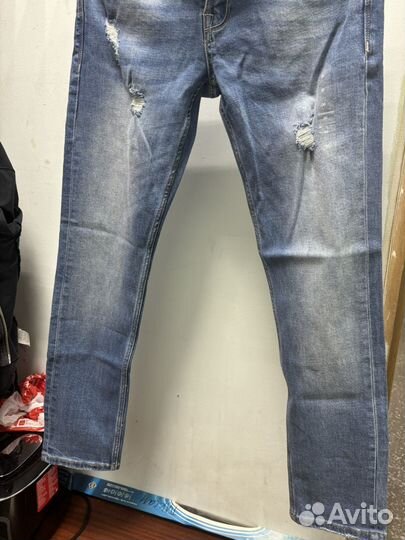 Продаю джинсы guess