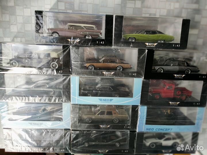 Модели 1:43 NEO автомобили Америка, Германия