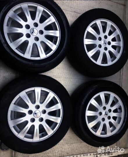 Колеса R16 Диски и шины шипованные Made in Japan)