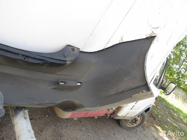 Бампер задний Mazda 5 05-08