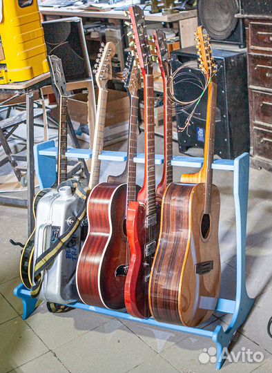 Стойка для гитар