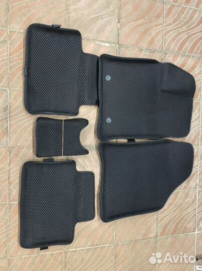 3D Eva коврики на Весту