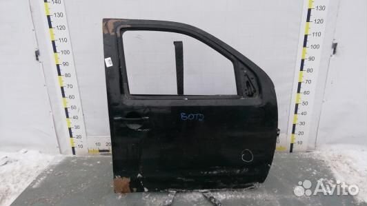 Дверь передняя правая nissan navara D40 (80T02E201