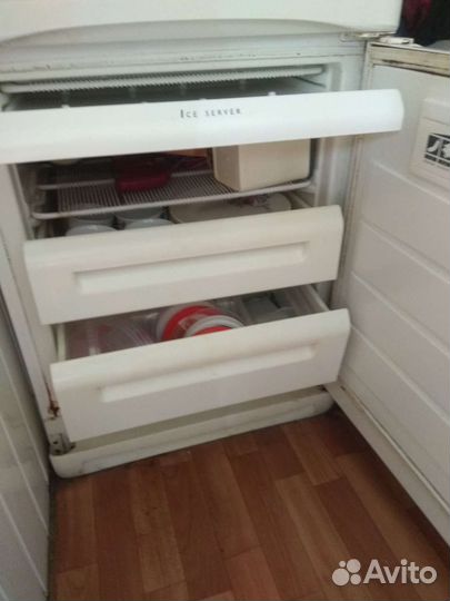 Холодильник electrolux бу