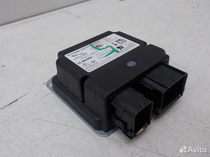 Блок управления подушками безопасности Land Rover