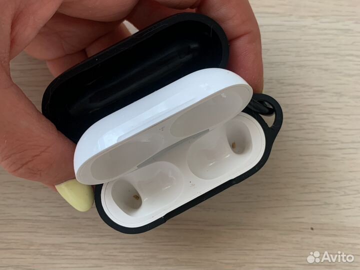 Чехол для наушников airpods pro