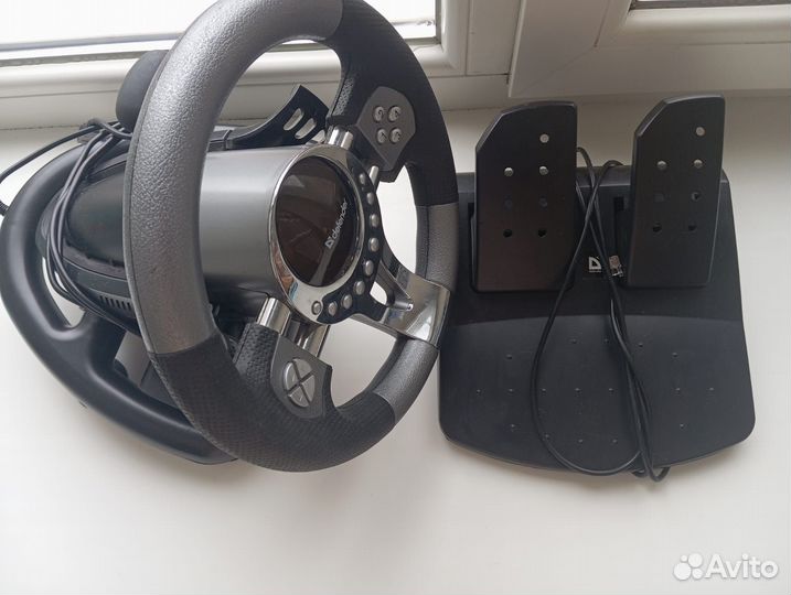 Игровой руль с педалями для пк