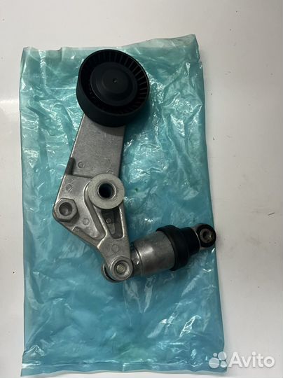 Натяжной ролик toyota avensis