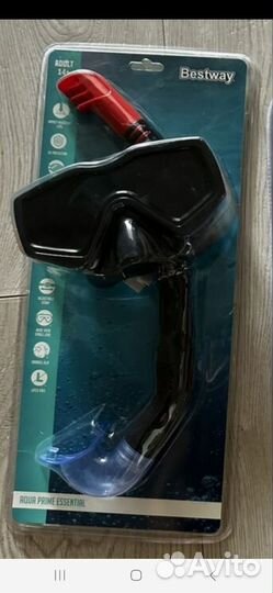 Маска для подводного плавания с трубкой