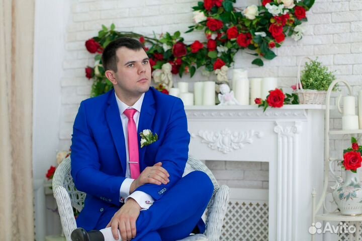 Продам два костюма в хорошем состоянии