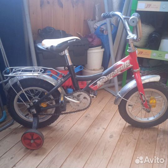 Детский велосипед, колёса съёмные