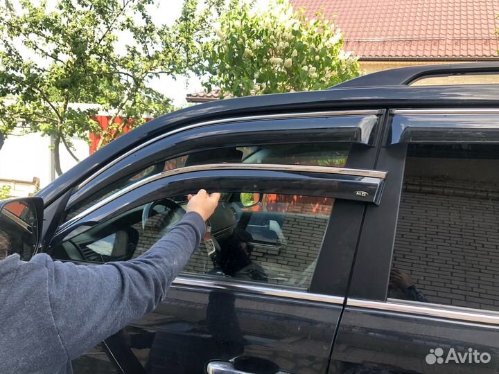 Дефлекторы на land cruiser 200